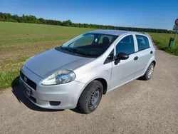 Silber Gebraucht 2012 Fiat Grande Punto Kleinwagen | 1.999 € (Guter Preis)