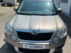 Beige Gebraucht 2011 Skoda Yeti Ambition SUV | 8.950 € (Teuer)