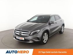 Grau Gebraucht 2017 Mercedes GLA180 Urban SUV | 19.340 € (Fairer Preis)