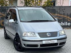 Silber Gebraucht 2009 VW Sharan Exclusive Van / Kleinbus | 4.999 €