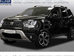 Perlmuttschwarz met (schwarz) (schwarz) Gebraucht 2021 Dacia Duster Celebration SUV | 17.333 € (Fairer Preis)
