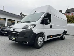 Weiß (casablanca weiß) Neu 2024 Opel Movano Van | 44.985 €