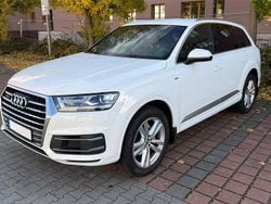 Weiß Gebraucht 2016 Audi Q7 S-Line SUV | 36.450 € (Etwas zu teuer)