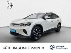 Gletscherweiß metallic Gebraucht 2024 VW ID.4 Pro SUV | 37.160 € (Superpreis)