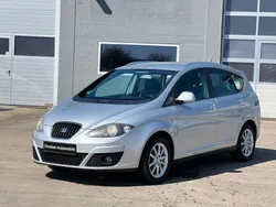 Silber Gebraucht 2012 Seat Altea XL Stylance Van / Kleinbus | 6.480 € (Fairer Preis)