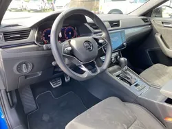 Blau Gebraucht 2024 Skoda Superb SportLine Limousine | 38.890 € (Superpreis)
