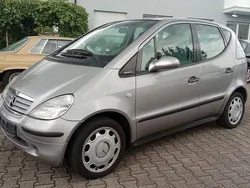 Silber Gebraucht 1998 Mercedes A160 Elegance Kleinwagen | 2.720 € (Teuer)