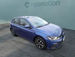 Blau Gebraucht 2023 VW Polo Life Limousine | 21.850 € (Fairer Preis)