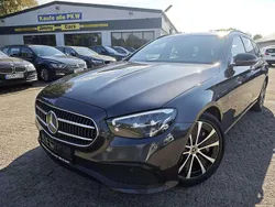 Grau Gebraucht 2021 Mercedes E300 Avantgarde Kombi | 21.999 € (Fairer Preis)