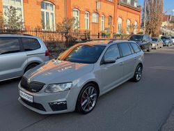 Grau Gebraucht 2013 Skoda Octavia RS Kombi | 11.950 € (Etwas zu teuer)
