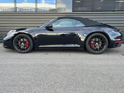2t tiefschwarzmetallic Gebraucht 2024 Porsche 911 Carrera 4S Cabriolet Chrono Cabrio | 144.780 € (Superpreis)