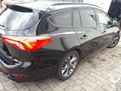 Schwarz Gebraucht 2022 Ford Focus ST-Line Kombi | 18.500 € (Fairer Preis)