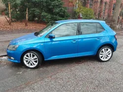Blau Gebraucht 2018 Skoda Fabia Clever Kleinwagen | 9.200 € (Guter Preis)