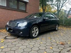 Blau Gebraucht 2006 Mercedes C180 Limousine | 1.700 € (Superpreis)
