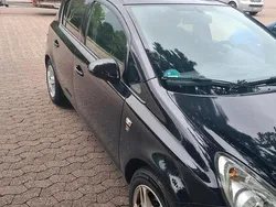 Schwarz Gebraucht 2011 Opel Corsa Limousine | 2.850 € (Fairer Preis)