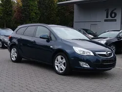 Blau metallic Gebraucht 2012 Opel Astra Design Edition Kombi | 7.770 € (Teuer)