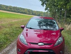 Rot Gebraucht 2009 Ford Fiesta Ambiente Kleinwagen | 2.200 € (Fairer Preis)