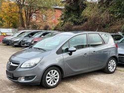 Grau Gebraucht 2017 Opel Meriva Active Van / Kleinbus | 8.900 € (Teuer)
