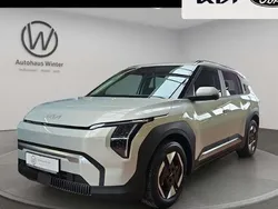 Silbern Gebraucht 2025 Kia EV3 SUV | 44.990 € (Teuer)