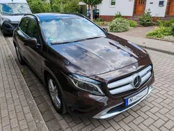 Braun Gebraucht 2016 Mercedes GLA250 SUV | 20.500 € (Fairer Preis)