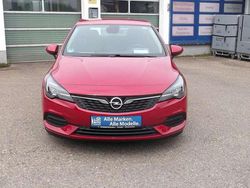 Chili rot/kardio rot Gebraucht 2021 Opel Astra Edition Limousine | 13.990 € (Guter Preis)