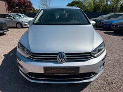 Silber Gebraucht 2016 VW Golf Sportsvan Highline Van / Kleinbus | 14.980 € (Guter Preis)