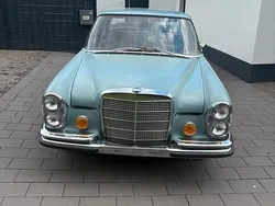 Blau Gebraucht 1970 Mercedes W108 SE Limousine | 7.198 €