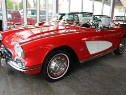 Rot Gebraucht 1962 Corvette C1 Cabrio | 88.800 €