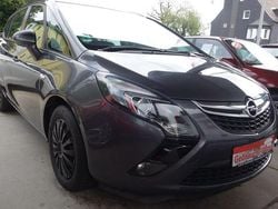 Grau Gebraucht 2012 Opel Zafira Tourer Edition Van / Kleinbus | 3.190 € (Guter Preis)