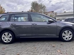 Grau Gebraucht 2018 VW Golf VII Trendline Kombi | 9.000 € (Guter Preis)