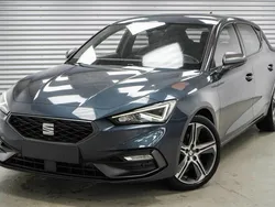 Grau Gebraucht 2021 Seat Leon FR Limousine | 22.800 € (Fairer Preis)