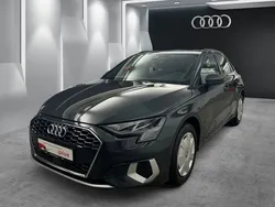 Manhattangrau metallic Gebraucht 2023 Audi A3 Business Limousine | 33.480 € (Teuer)