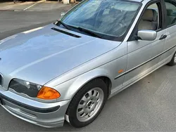 Silber Gebraucht 2000 BMW 316 Limousine | 2.890 €