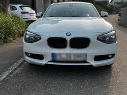 Weiß Gebraucht 2012 BMW 118 Comfort Edition Kleinwagen | 9.000 € (Etwas zu teuer)