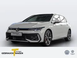 Pure white Gebraucht 2025 VW Golf VIII GTE Limousine | 43.250 € (Superpreis)