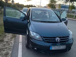 Grau Gebraucht 2006 VW Golf Plus Cross Van / Kleinbus | 1.750 € (Fairer Preis)
