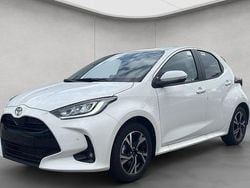 Schneeweiß Neu 2025 Toyota Yaris Hybrid Limousine | 22.990 € (Superpreis)