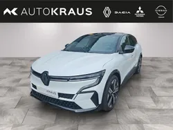 Schwarz Gebraucht 2022 Renault Mégane Iconic Limousine | 37.900 € (Teuer)