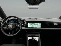 Weiss Gebraucht 2024 Porsche Macan SUV | 81.049 € (Fairer Preis)