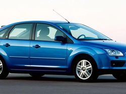 Blau Gebraucht 2007 Ford Focus Limousine | 2.500 €