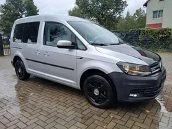 Silber Gebraucht 2015 VW Caddy Van / Kleinbus | 9.500 € (Guter Preis)