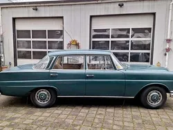 Grün Gebraucht 1967 Mercedes W111 Limousine | 8.390 €