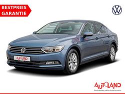 Blau Gebraucht 2016 VW Passat Comfortline Limousine | 15.990 € (Fairer Preis)