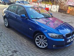 Blau Gebraucht 2008 BMW 318 Limousine | 8.499 € (Teuer)