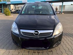 Schwarz Gebraucht 2008 Opel Zafira Van / Kleinbus | 1.500 € (Superpreis)