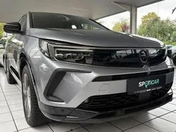 Quarzsilber metallic (metallic) Gebraucht 2024 Opel Grandland X SUV | 21.390 € (Fairer Preis)