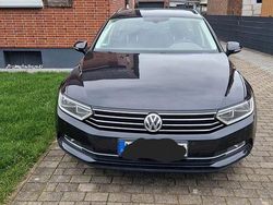 Schwarz Gebraucht 2016 VW Passat Highline Kombi | 12.750 € (Fairer Preis)
