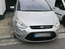 Silber Gebraucht 2010 Ford S-MAX Van / Kleinbus | 5.000 € (Guter Preis)