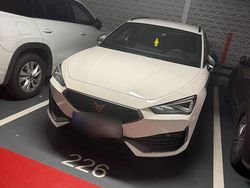 Weiß Gebraucht 2021 Cupra Leon Kombi | 23.000 € (Guter Preis)