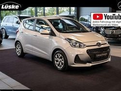 Silber Gebraucht 2019 Hyundai i10 Trend Kleinwagen | 9.300 € (Fairer Preis)